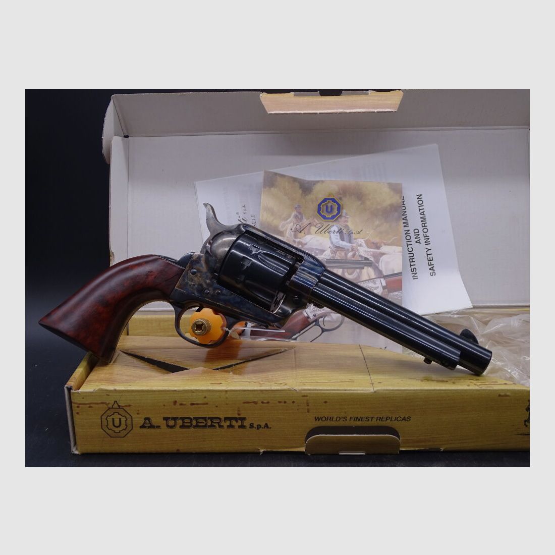 Uberti 1873 Cattleman 5 1/2 " Kaliber .22lr 12 Schusstrommel 1873 Cattleman, Bild 3 von 4