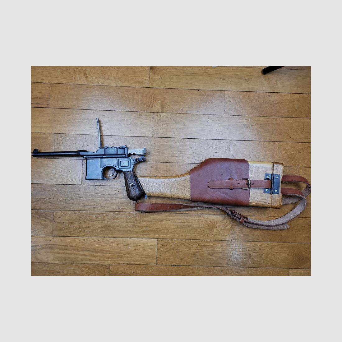 Sehr schöner C96 Mauser Pistol – legendäre Waffe – Herstellung Mauser Oberndorf A/M ca. 1913 – 7,63 Mauser – Schaft-Holster für den Schuss und den Transport – TBE +, Bild 1 von 24