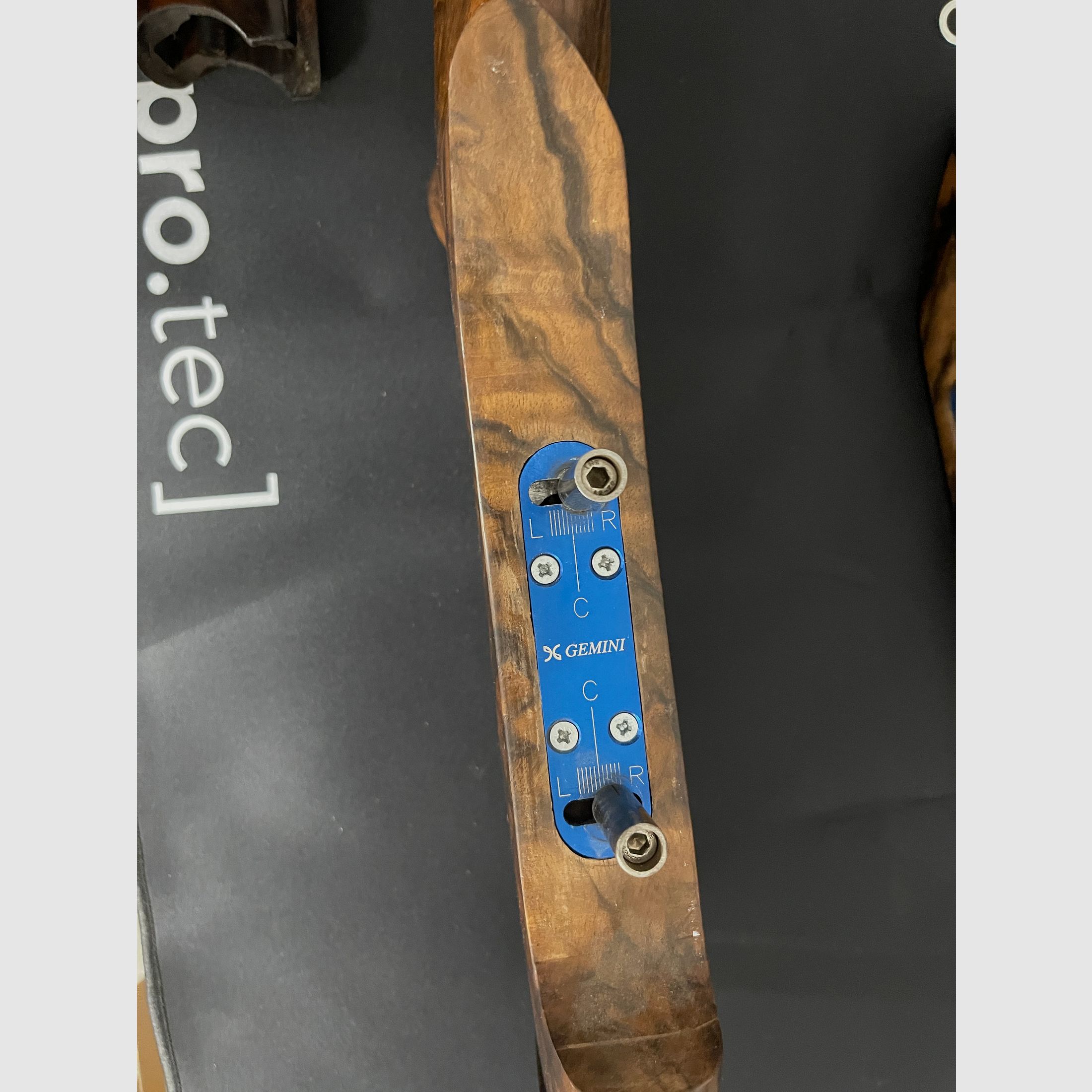 Beretta 682 Gold – Schaftset (Hinterschaft + Vorderschaft, verstellbar, Walnuss, RH)