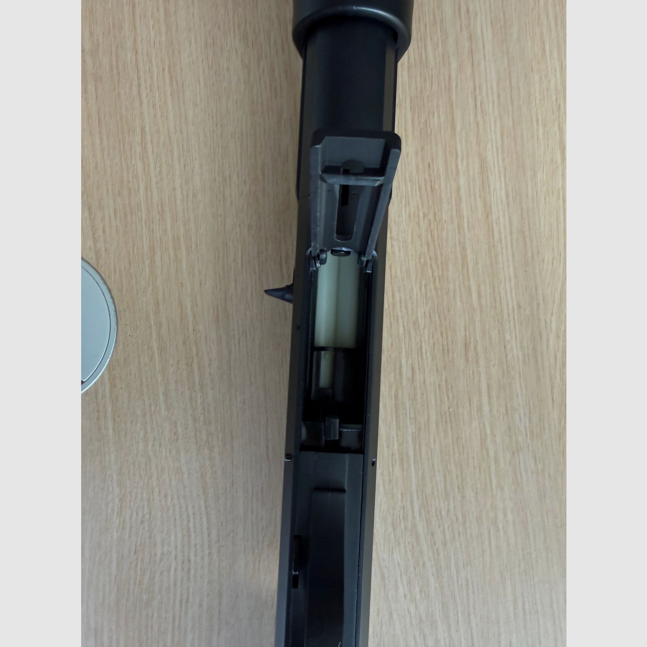 Begadi Sport shotgun with cartridges