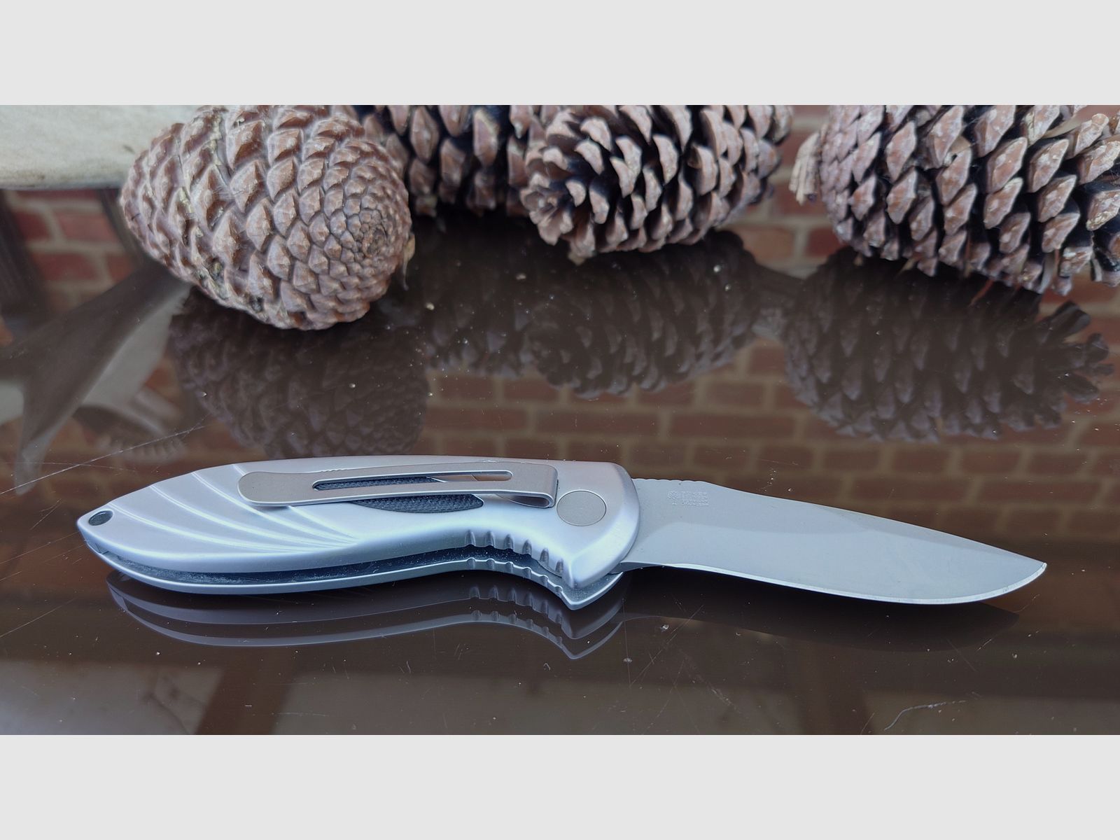 Böker SpeedLock 3000 Kraton, 8,1 cm hoja, bloqueo por botón - 110057