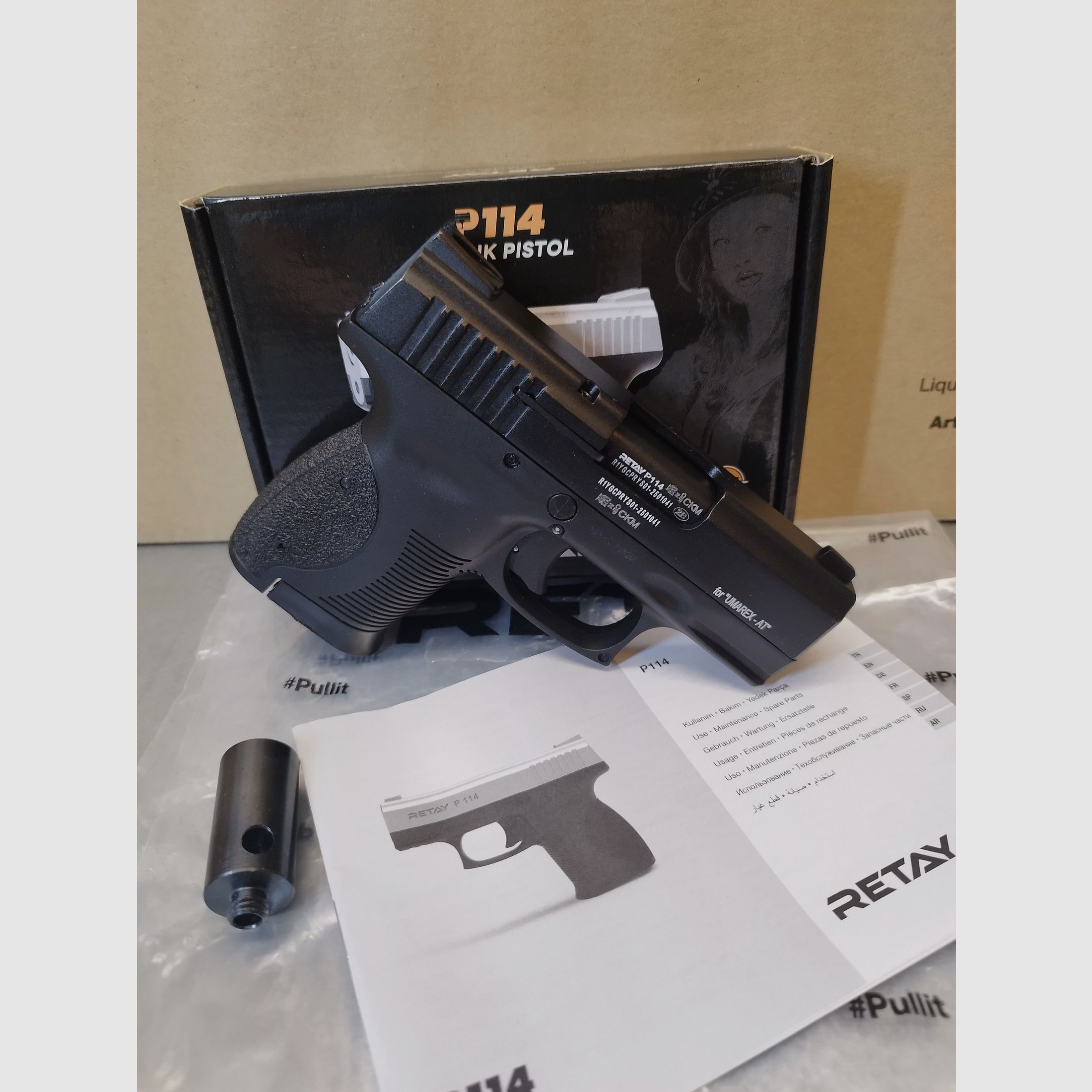 Retay P114 Schreckschuss Pistool 9mm P.A.K geblauwde !!Nieuwe wapen!!