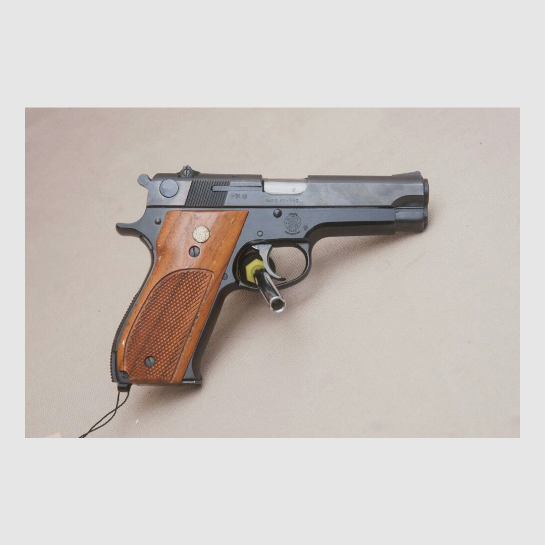 Smith & Wesson 39