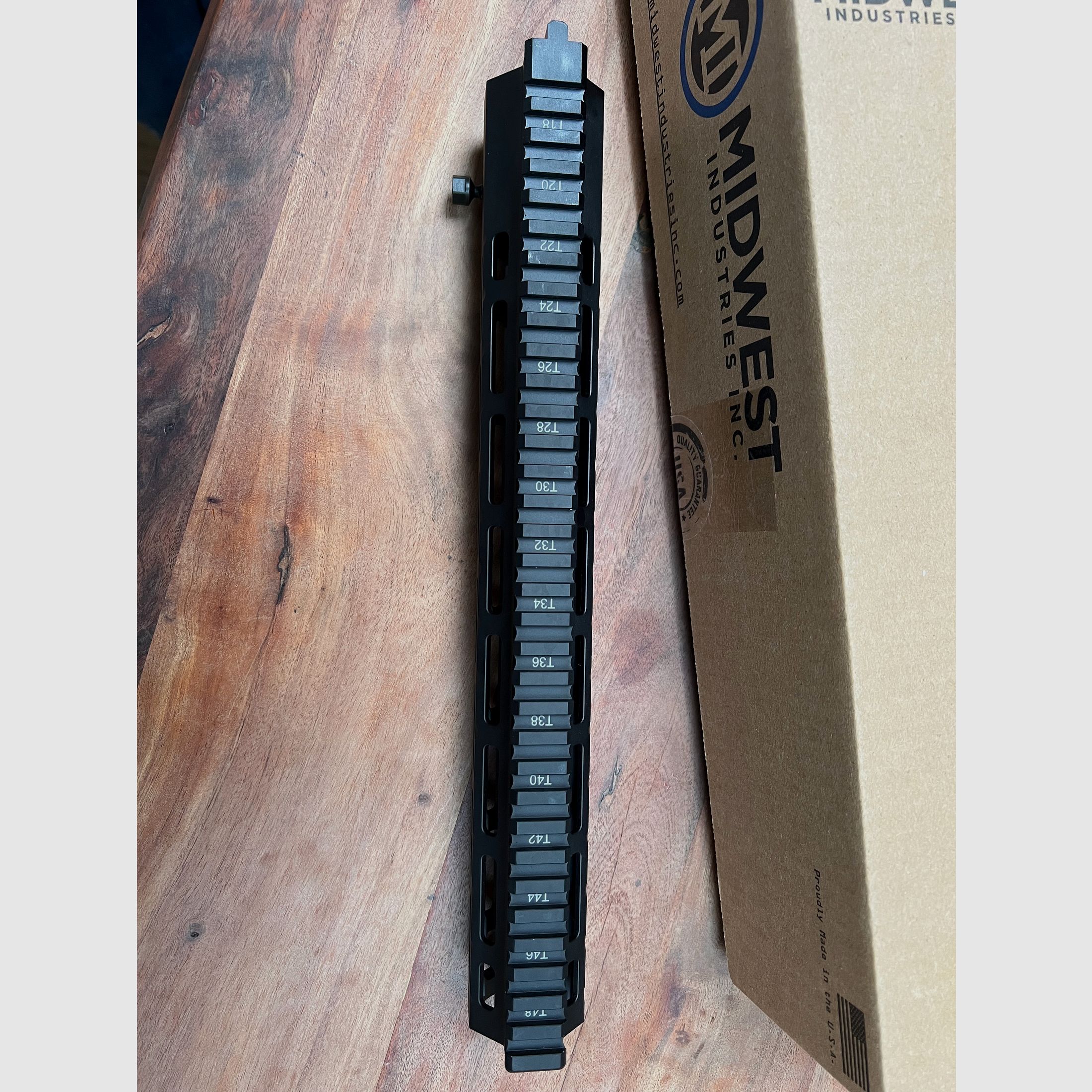 Midwest Industries HK416/MR223 13,5” impugnatura M-LOK