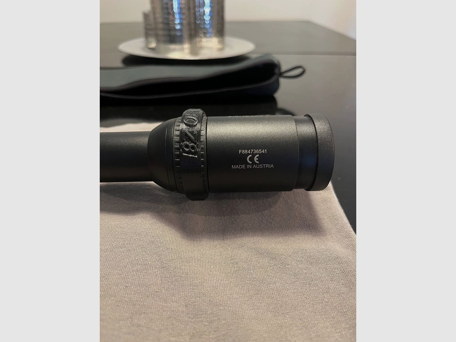 Swarovski Z8i 2.3-18x56 P mit Zubehör