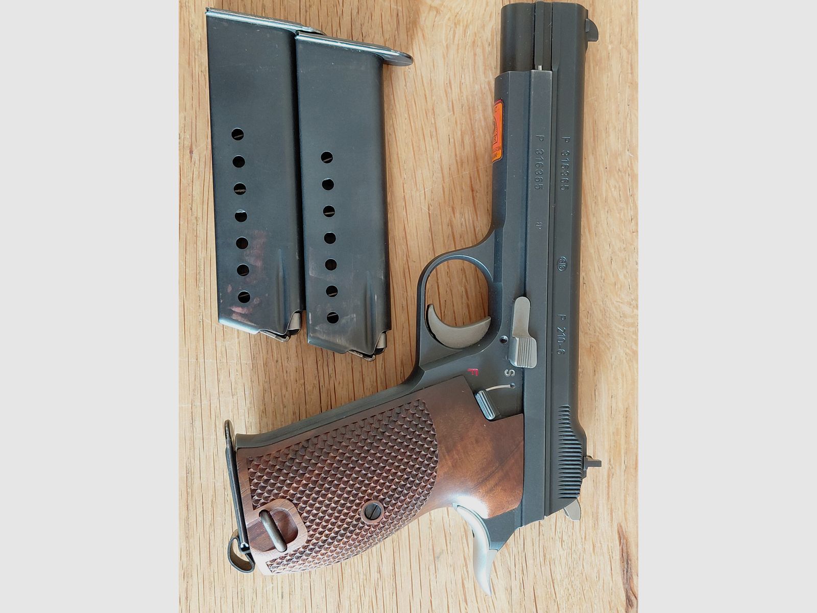 Molto bella SIG P210-6, immagine 2 di 16