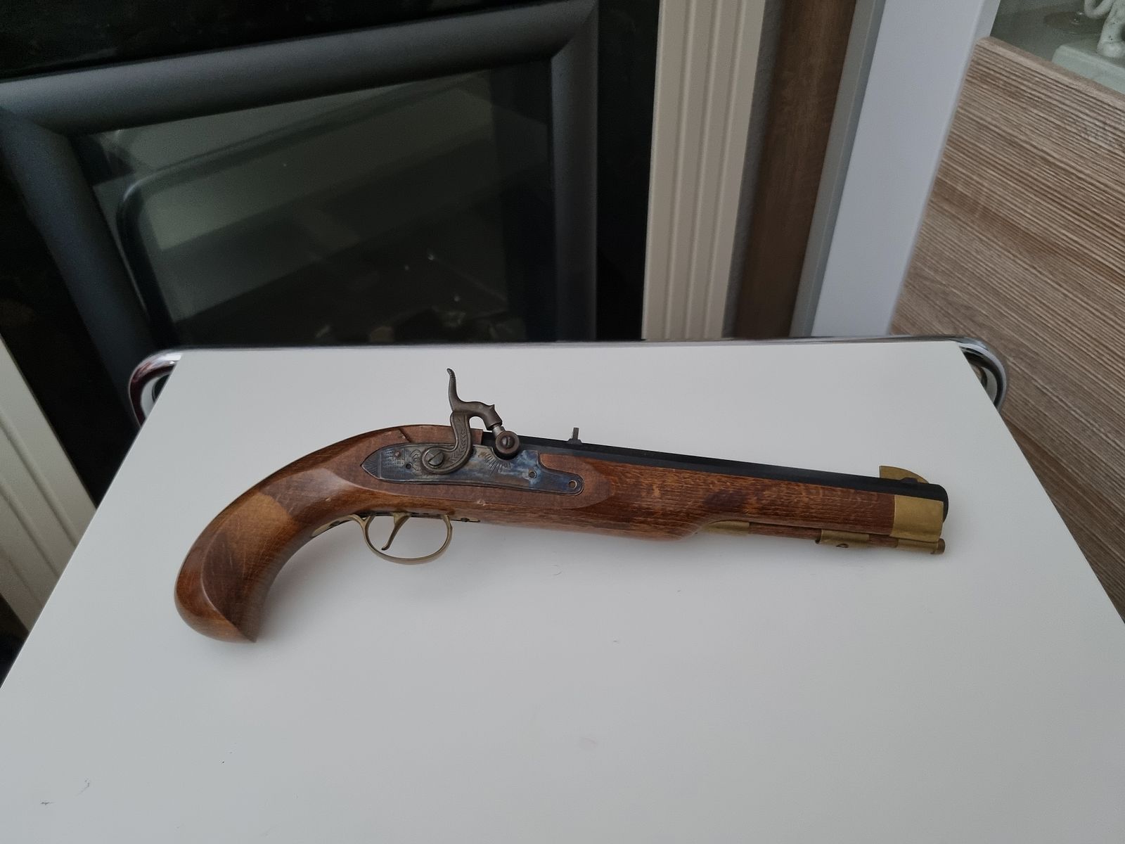 Front-loading pistol Dikar model Kentucky caliber .45