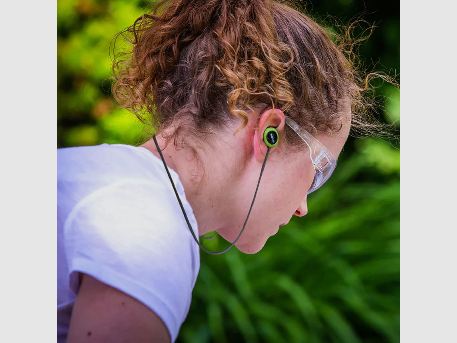 Safety cord for ISOtunes Caliber hearing protection