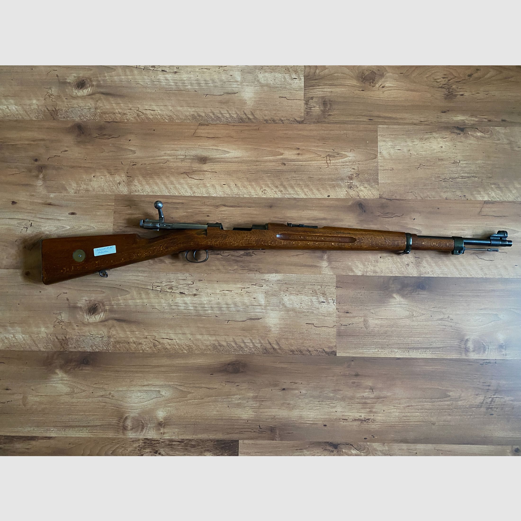 Oplossen van mijn verzameling: enkelvoudig geladen vuurwapen met getrokken loop Husquarna, Mod. 38 „Schwedenmauser“ Kal. 6,5x55 SE