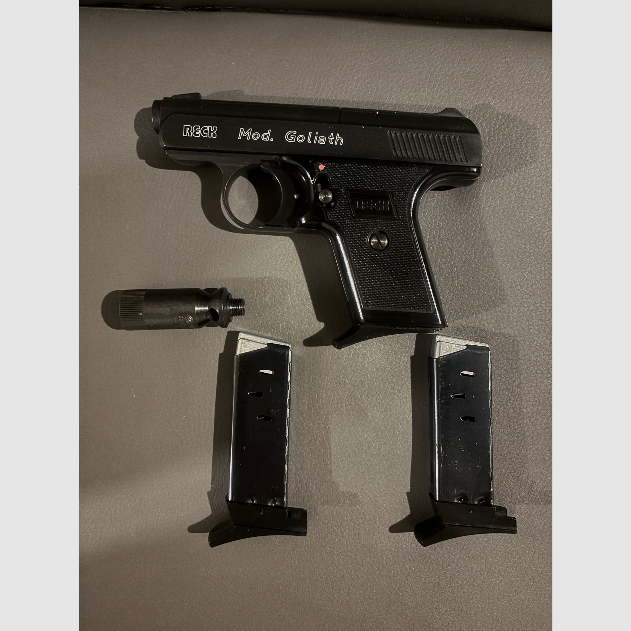 Reck Goliath, Kaliber 9 mm P.A.K.