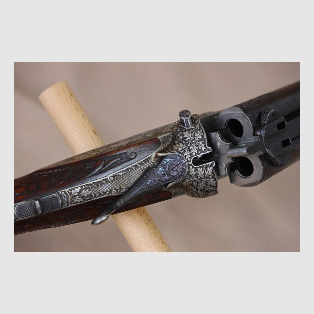 Ten FFM double rifle // Exclusive // Ejector! // Great engraving and walnut wood!!