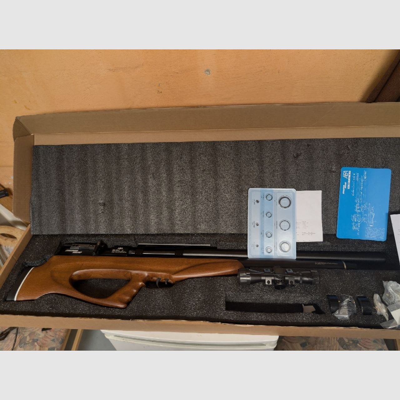 AEA Challenger .50 – Komplettes „Sorglos- Paket“ Zielfernrohr, Pumpe, Export Kit, 3 Maganzinen, Slugs usw..