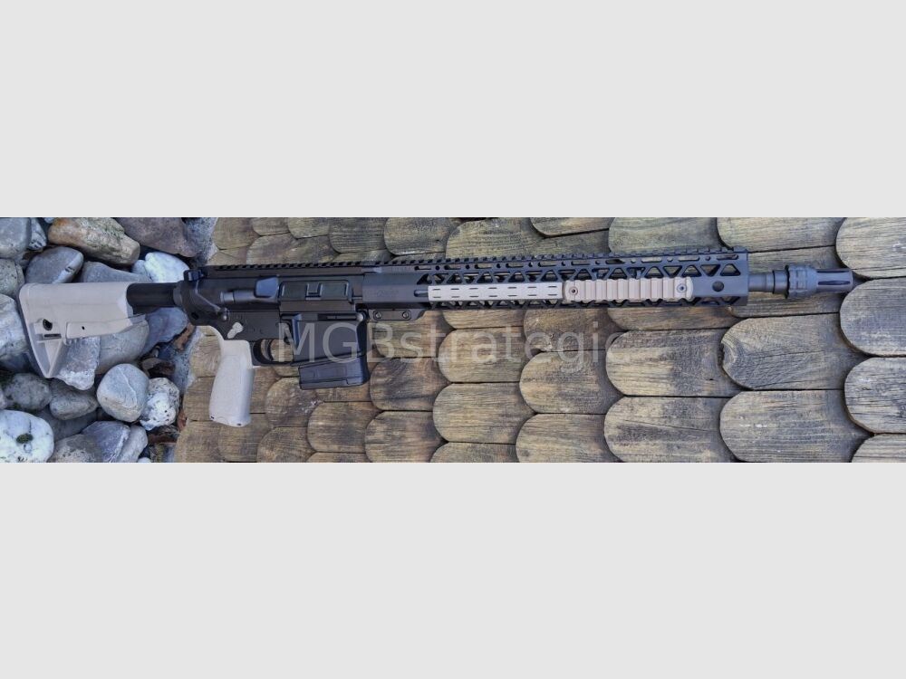 Windham Weaponry “SRC R16SFST-308” - półautomatyczna karabina .308Win system AR-10 typ AR10 z akcesoriami od BCM i Radian