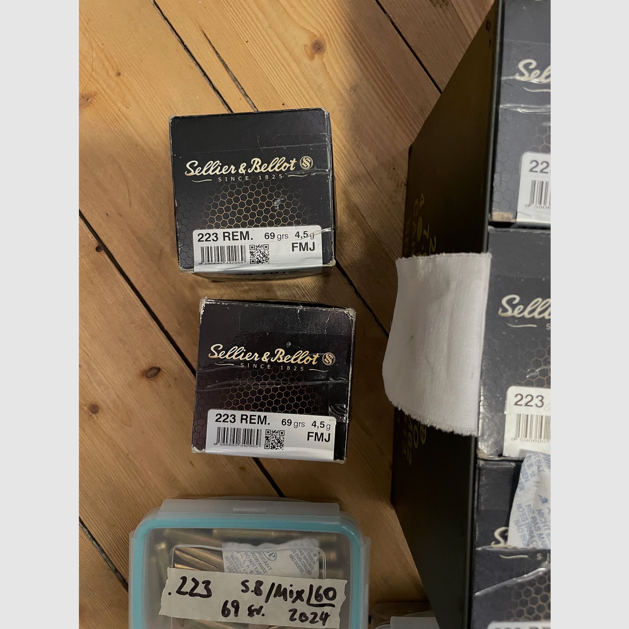 .223 ammunition total 2240 rounds incl. 3 ammo boxes