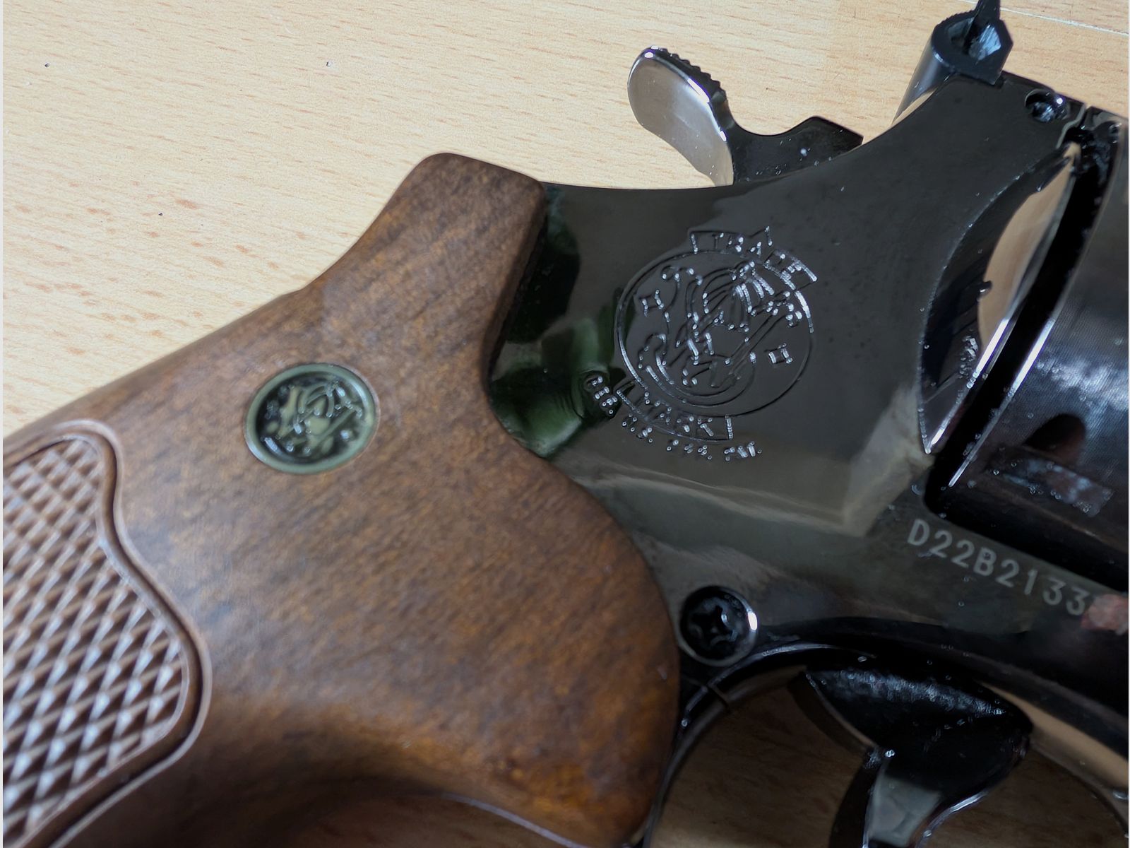 Smith & Wesson M 29 Revolver/  44 Magnum  CO 2 /  4,5 mm BB - Frei ab 18 
