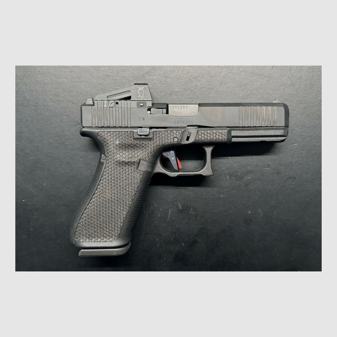 Glock Custom Peterssen Gunworks Glock 17 Gen. 5 MOS