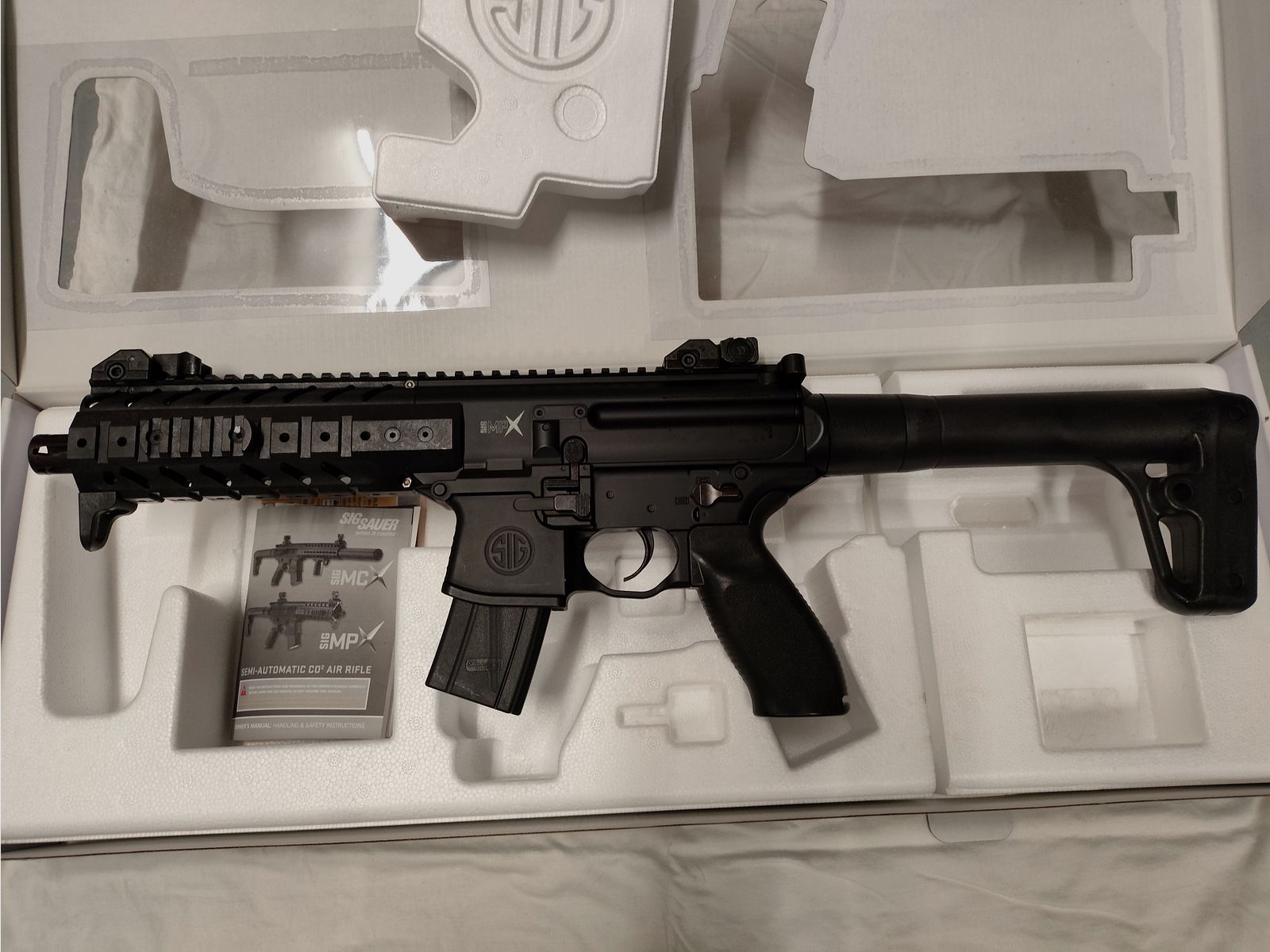 Sig Sauer MPX CO2 geweer
