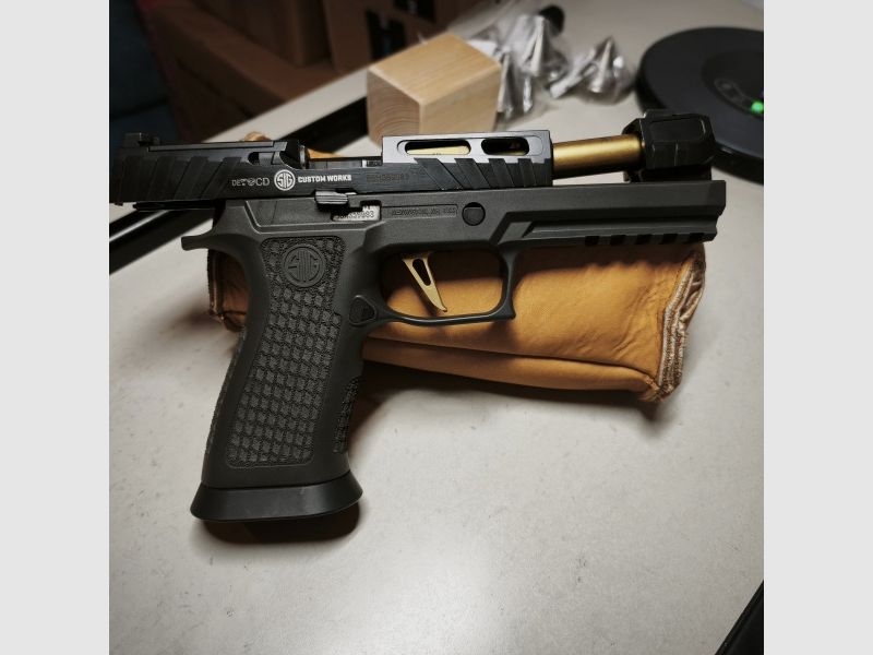 Sig Sauer P320 Spectr Comp. mit Rotpunkt Romeo