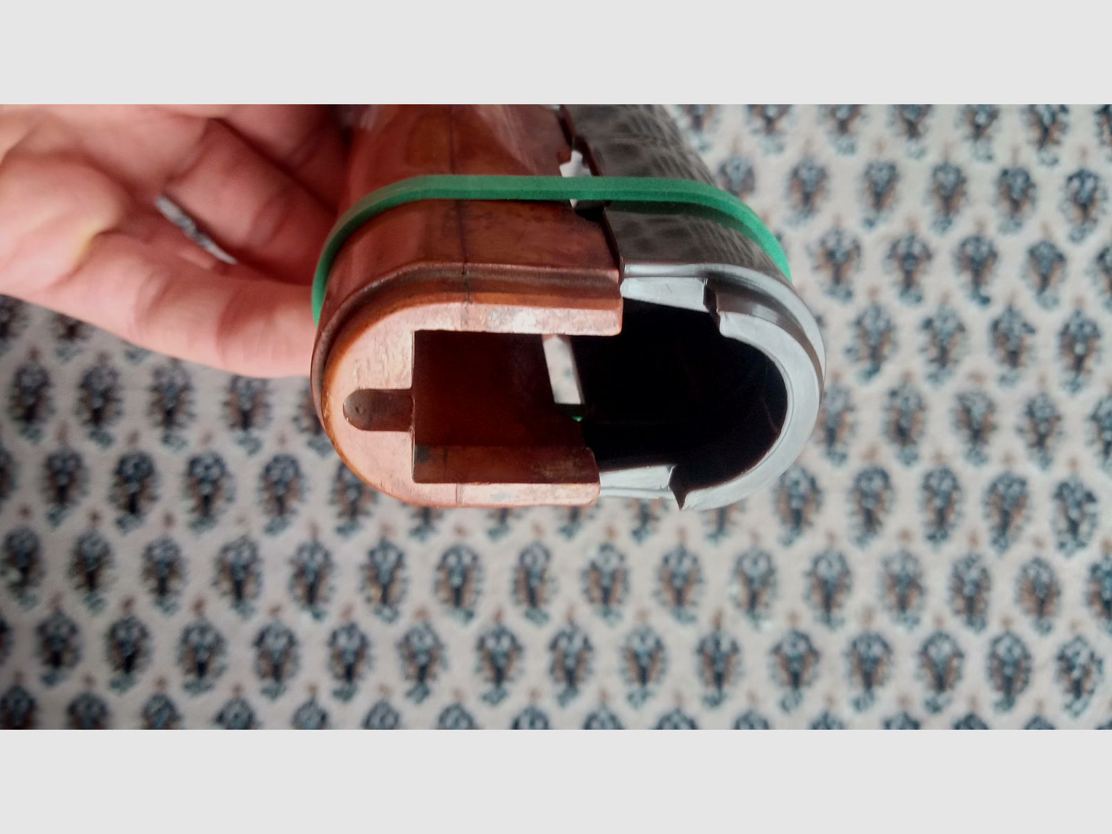 Shagadelic! Vintage Handguard Baby / onderste AK74 Tantal Bakelit handbescherming en grip / Optioneel bovenste DDR kunststof AKM of Izhmash AK-74M handbescherming