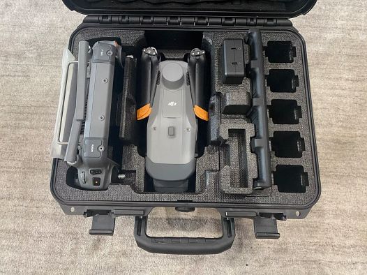 DJI Matrice 4T – dron termowizyjna, ratowanie saren, pełny zestaw w walizce