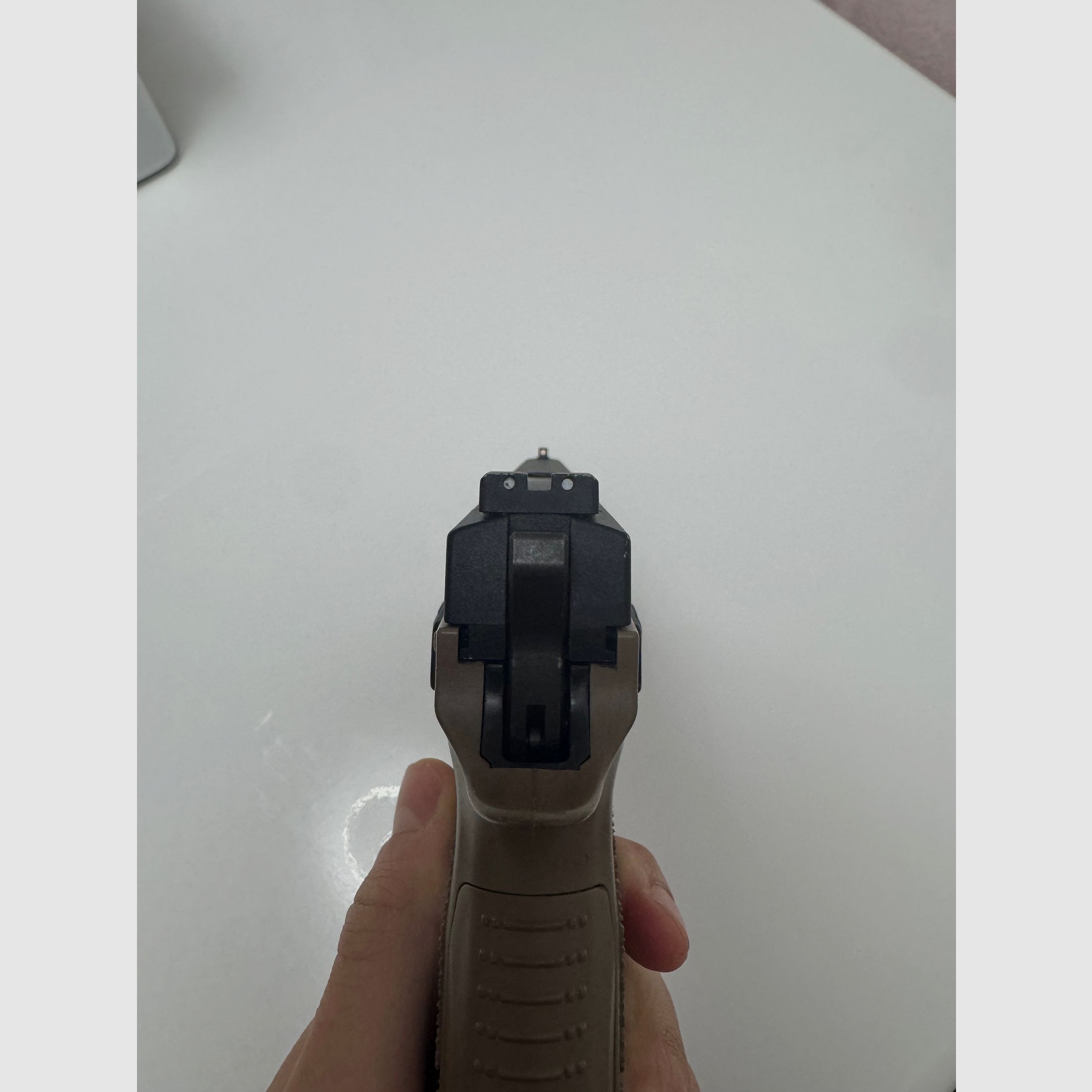 Airsoft CZ-P09 6mm glissière en métal avec chargeur Co2