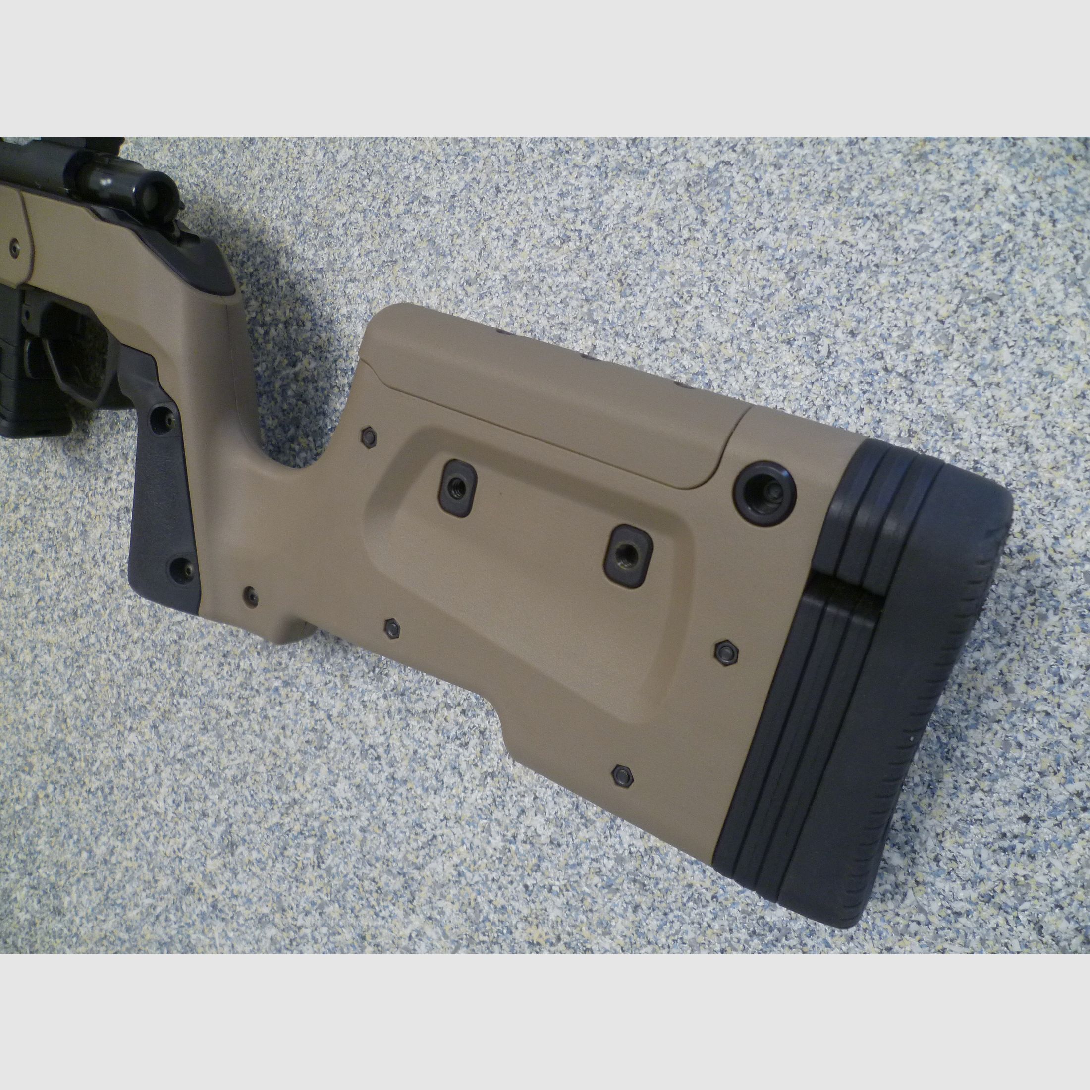 Repetitiegeweer Howa 1500 .308 Win in het MTD XRS Chassis Systeem