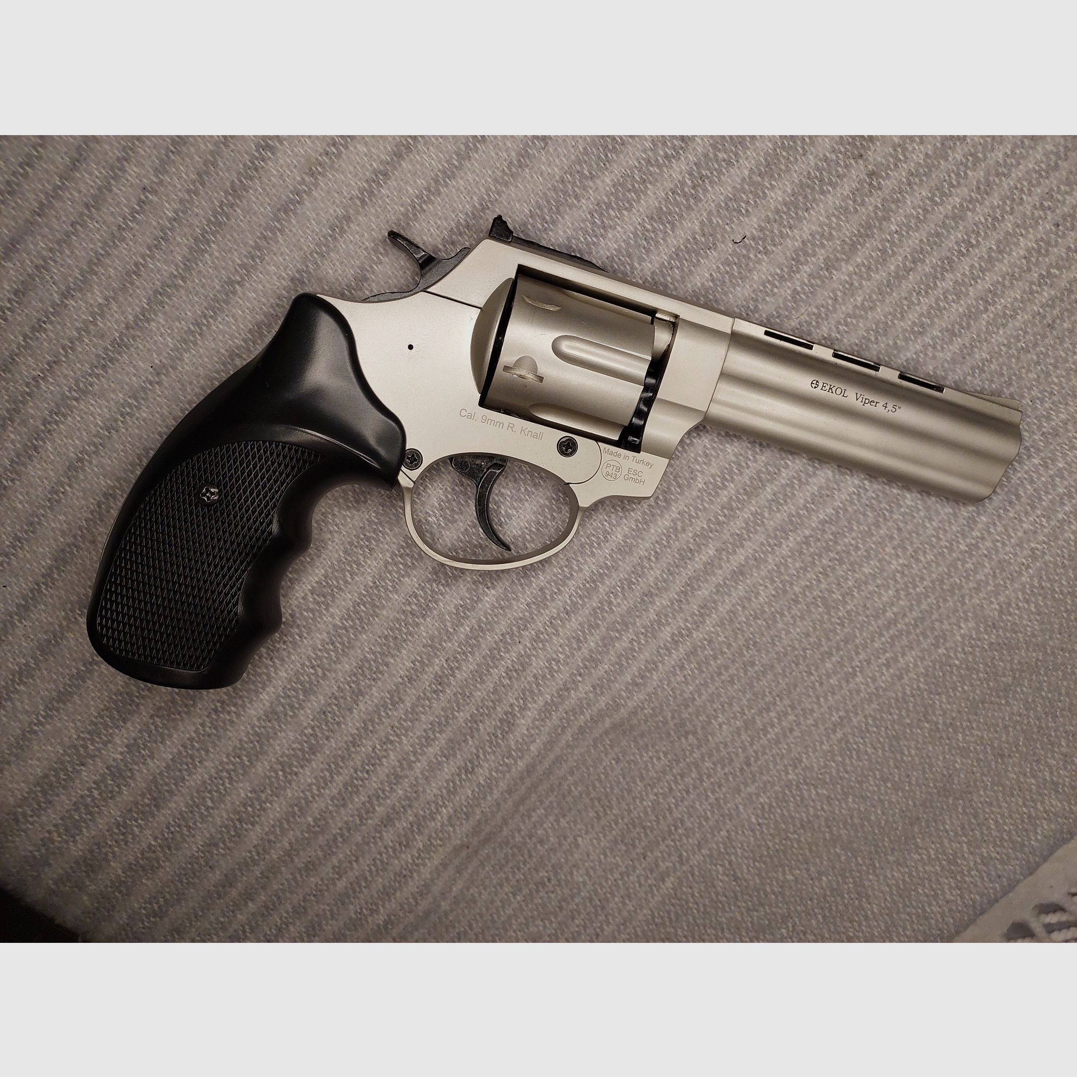 Ekol Viper revolver à blanc de 4,5 pouces nickelé 9 mm R.K. (PTB 1003)