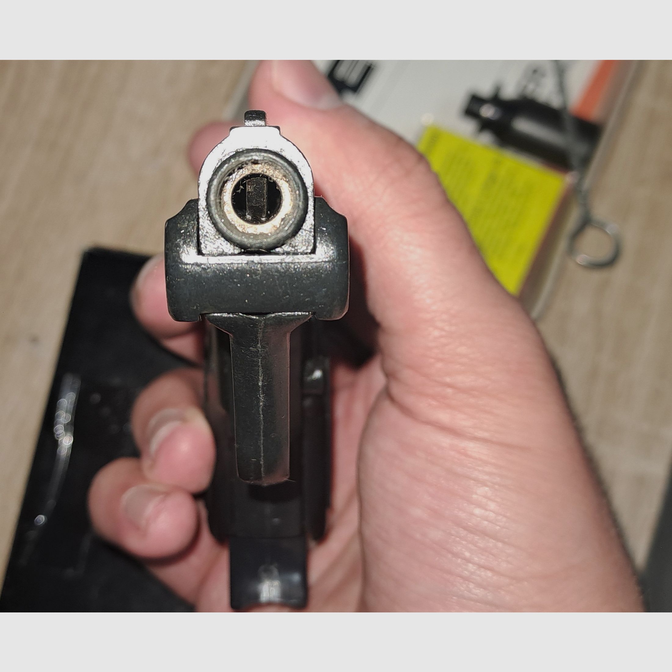 Seltene ME 8 Detective 8mm Knall im PTB 100/2 in Verpackung!