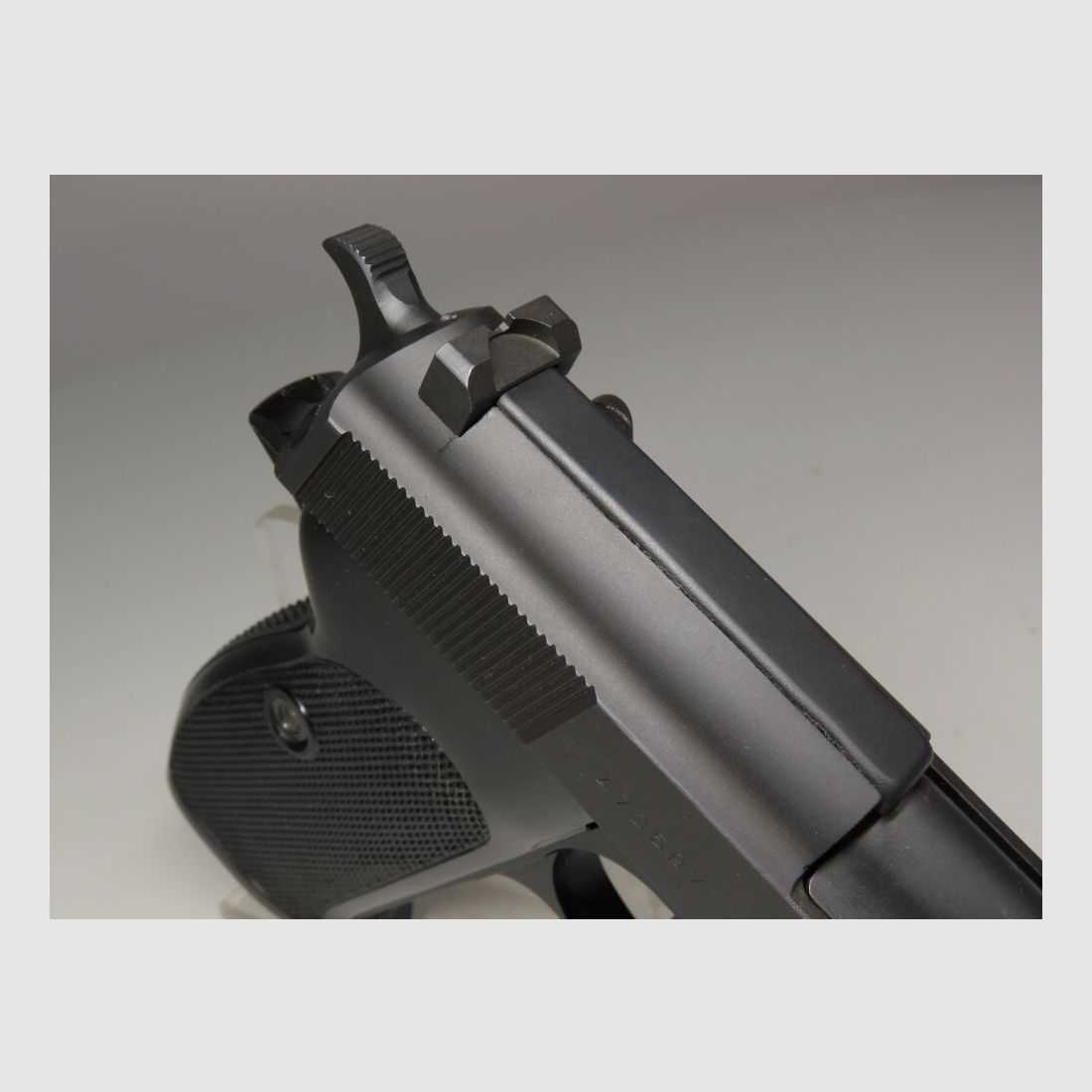 Top Walther P38