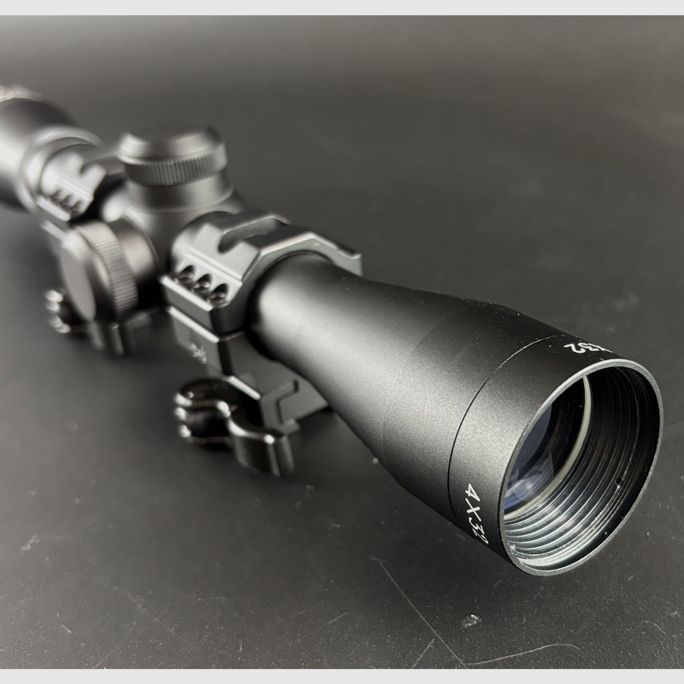 Exposant FOCUS In Sight 4x32 1/4 MOA Réticule 4A 108160-3 Lunette de tir