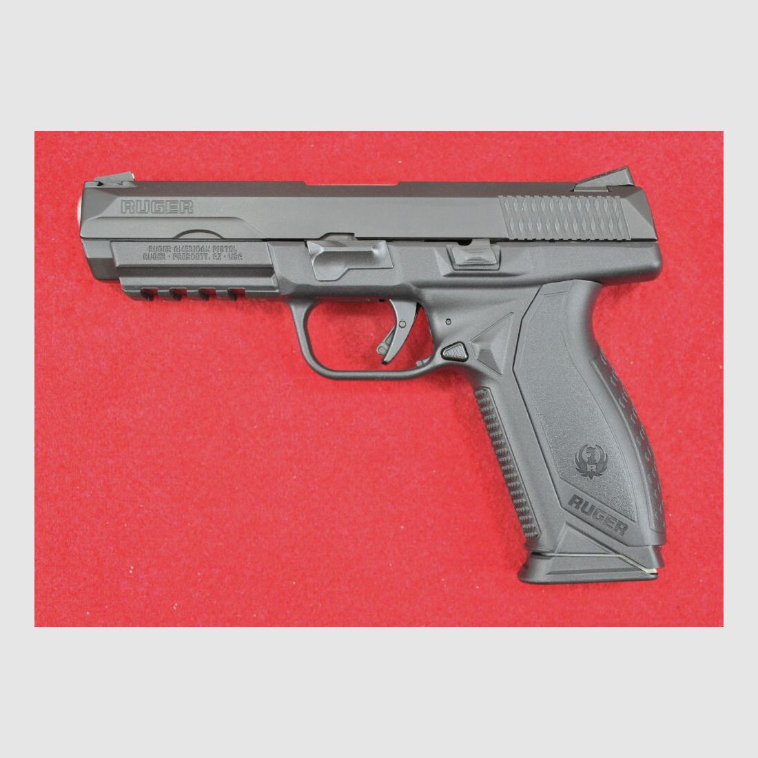Ruger American Pistol .45 Auto, Bild 1 von 3