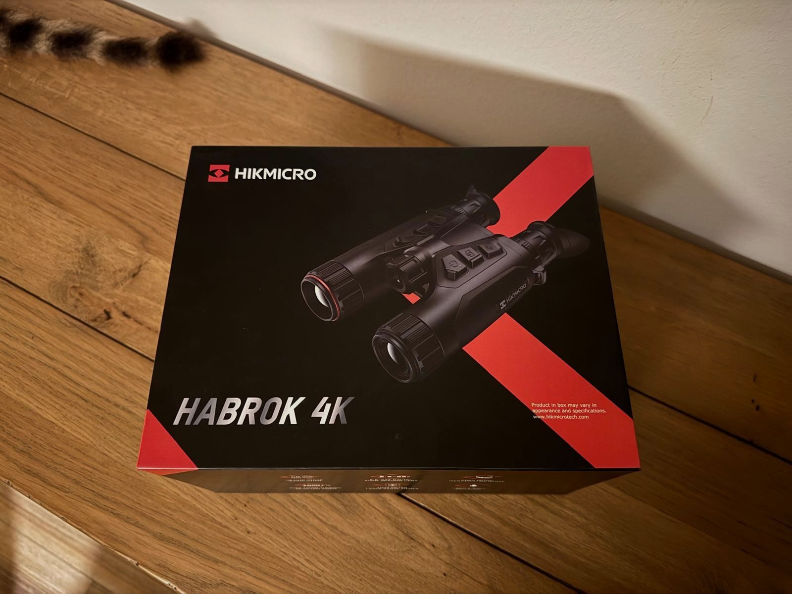 Hikmicro Habrok 4k HE25LN HE 25 LN con emisor IR 940 nm