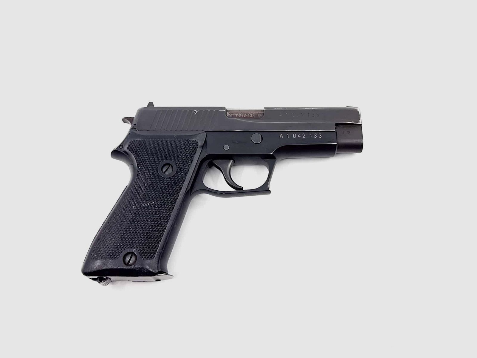 Pistole SIG P220 / P75 – 9x19mm – Komplett – sehr guter Zustand, Bild 2 von 4