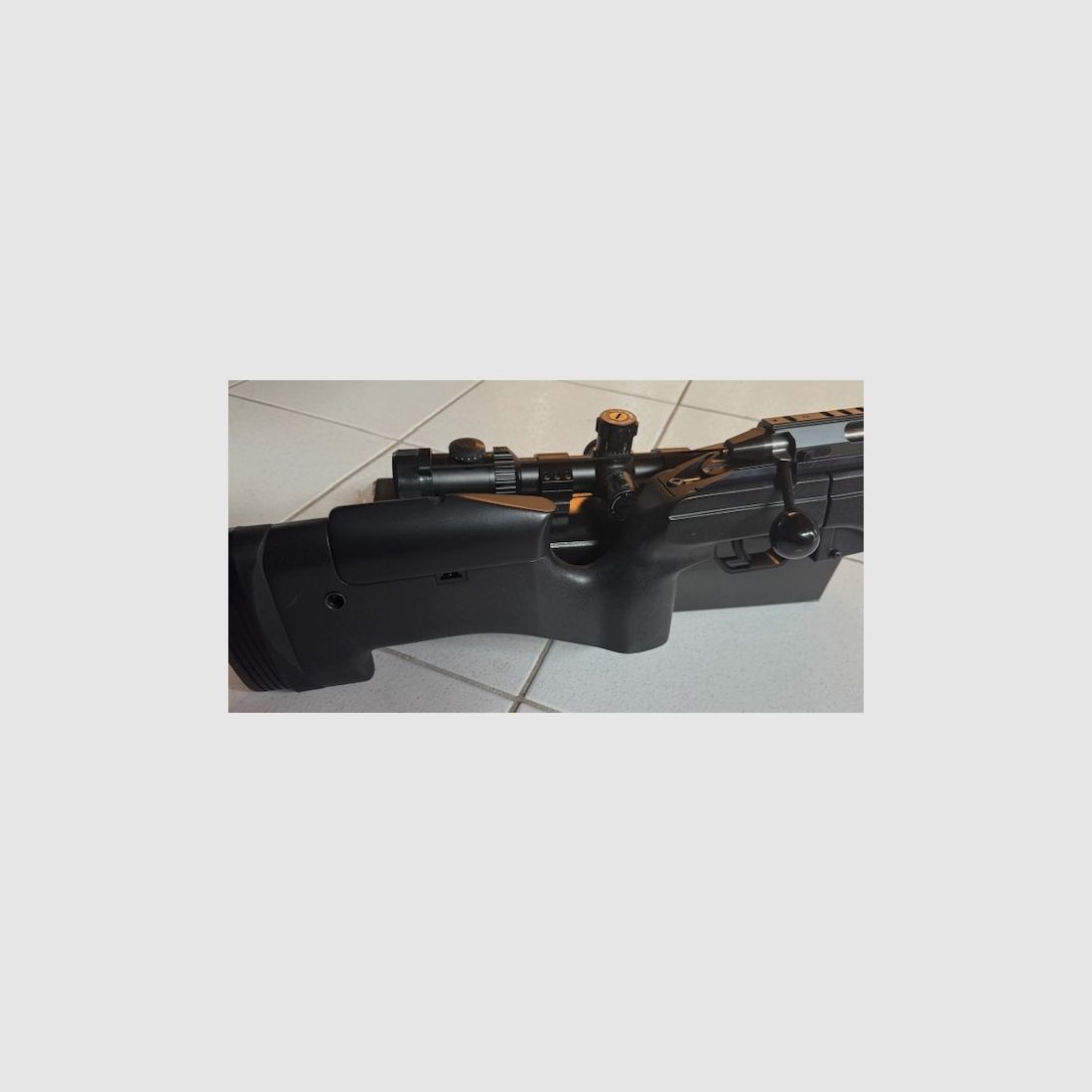 Sako TRG 22 carabina a ripetizione con ottica DD, Nachtfalke Gen. III 5-30x50 HDX