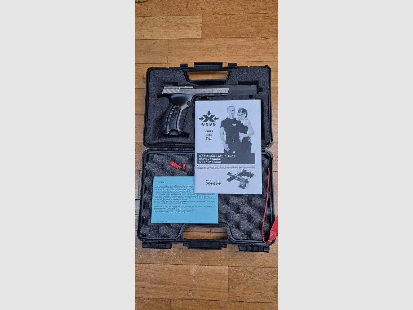 Sehr guter Sportpistole Hammerli – Modell X-ESSE Sport – Kal. 22LR – Schweizer Qualität, aber Made in Germany! – Exzellentes Trainingswerkzeug – Mit Originalkoffer und Chamber Marker – Zu reinigen – TBE, Bild 20 von 20