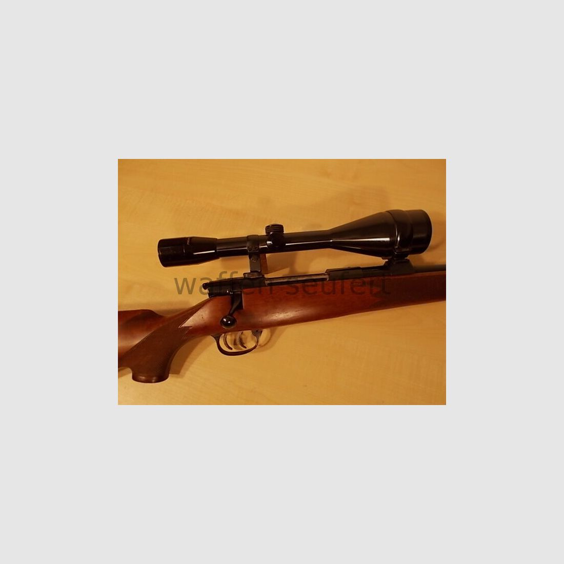 Fusil de chasse à répétition Dynamit-Nobel RWS 75KL