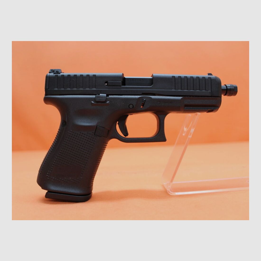 Glock Ha.Pistole .22lr Glock 44 Gen5 118mm Lauf/ Mündungsgewinde M9x0,75/ Reservemagazin (.22L.R./ .22lfb)