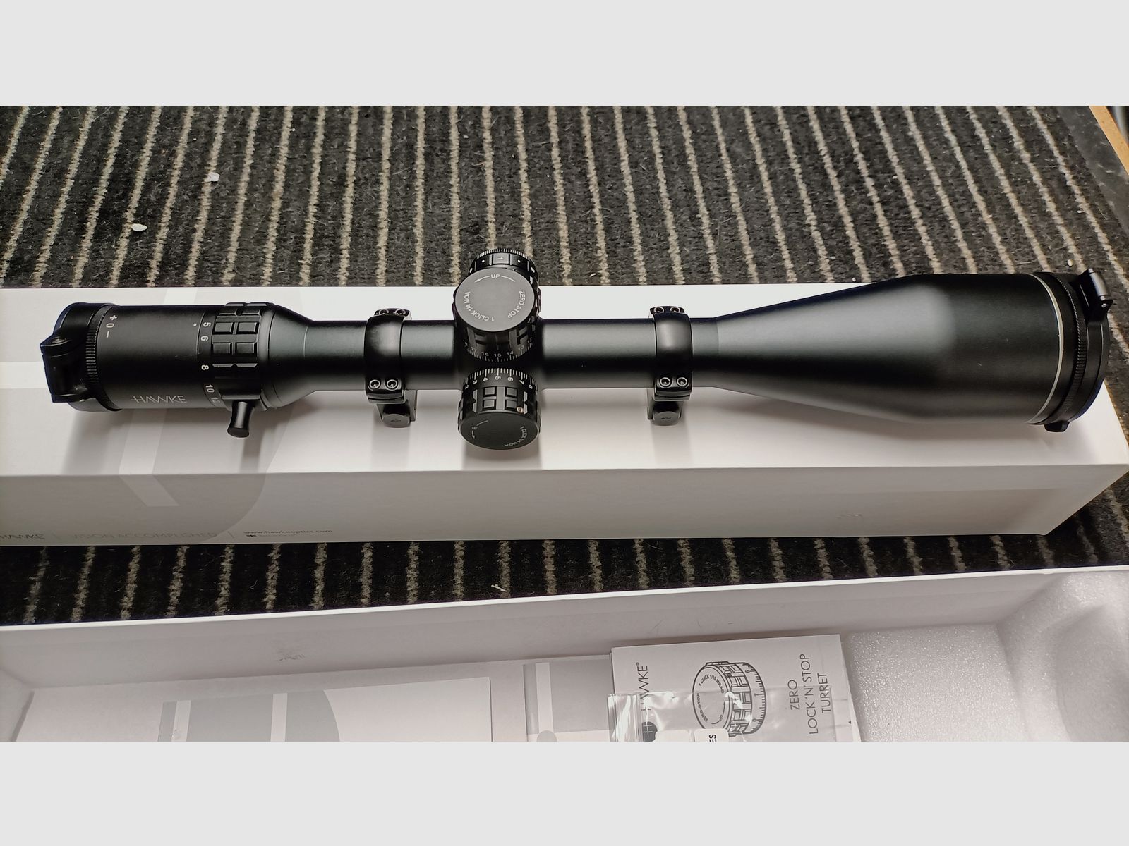 Hawke Frontier SF 5-30x56 LR Dot