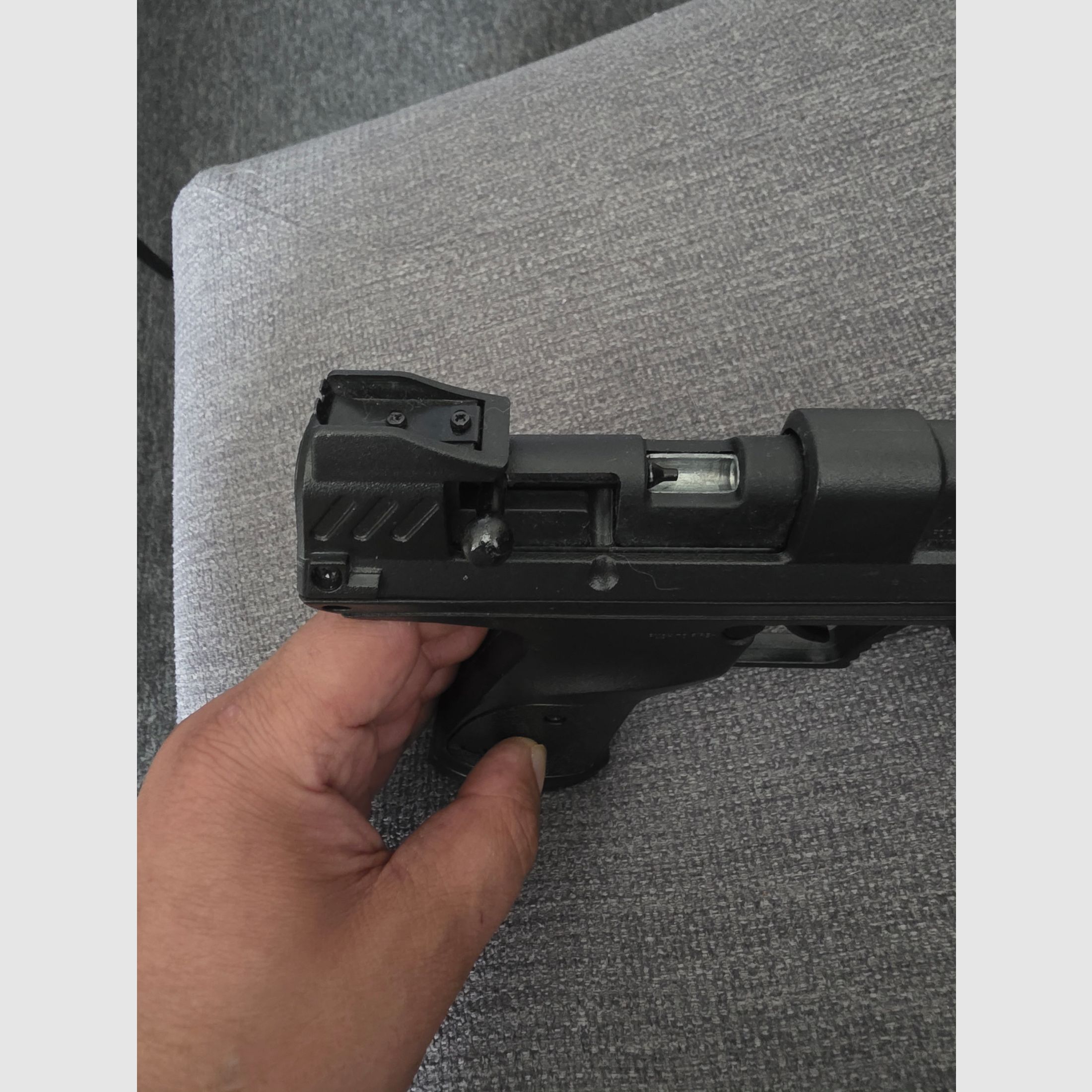 UX Strike Point Pump Luftpistole Kal. 5,5 mm Diabolo schwarz