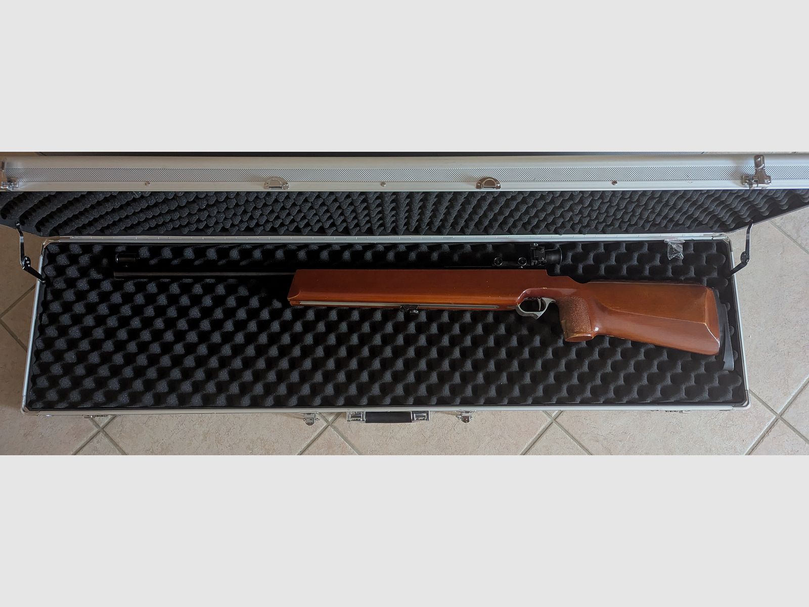 Suhl Modell 150, Kal .22lr + Original Diopterset aus der DDR
