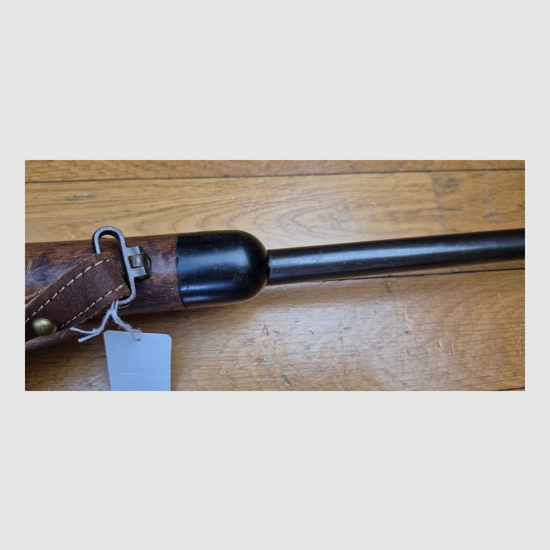 Schöne Steyr Mannlicher Schönauer Büchse — Modell « GK » — Kal. 7×64 — Waffe geprüft 1964 — Deutscher Abzug — Schöne Hölzer — Exzellente Mechanik — Schöner Lauf — Montagebasis aus Stahl — Sehr guter Allgemeinzustand — BE+/TBE, Bild 19 von 43