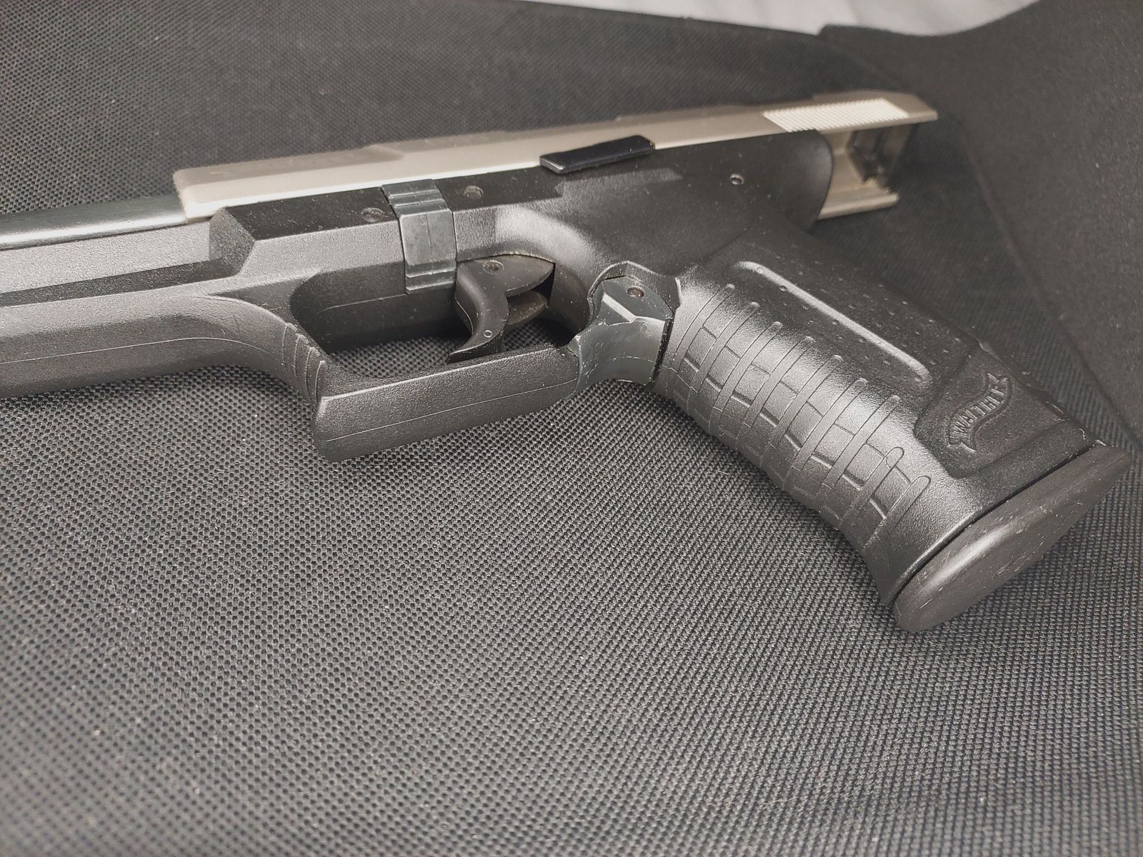 Pistola a salve Walther P99 9mm P.A.K. bicolore (762) con fondina Fidragon