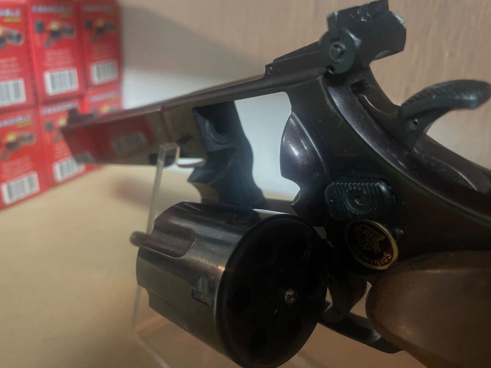 Weihrauch HW 9