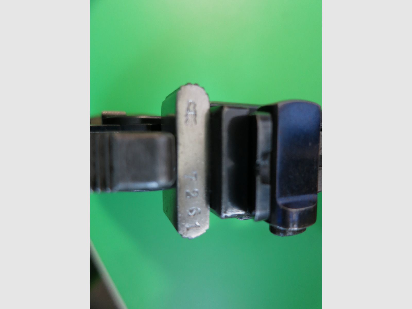 Mauser C96 -Czerwona 9-, Broomhandle, Mauser Oberndorf, kal. 9 mm, numer zgodny, oryginalny łoże + narzędzie #100