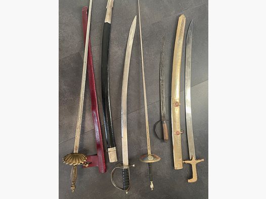 Säbel und Schwerter Sammlung 