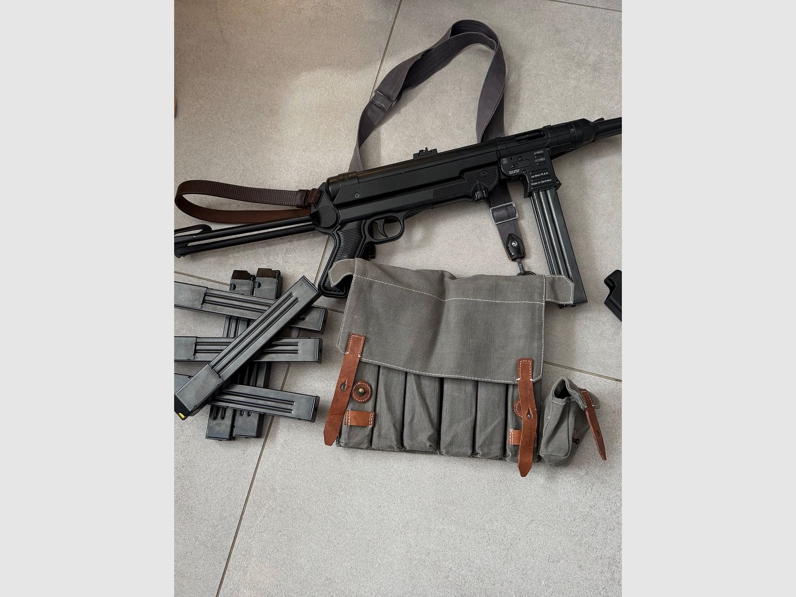 MP40 PTB+ 7 Magazine /Tasche Ladehilfe