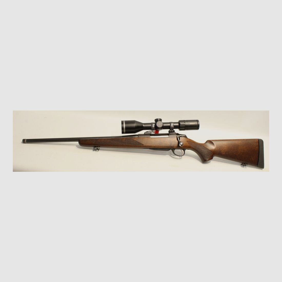 Tikka T3x Hunter left with Minox ZX5i 2-10x50