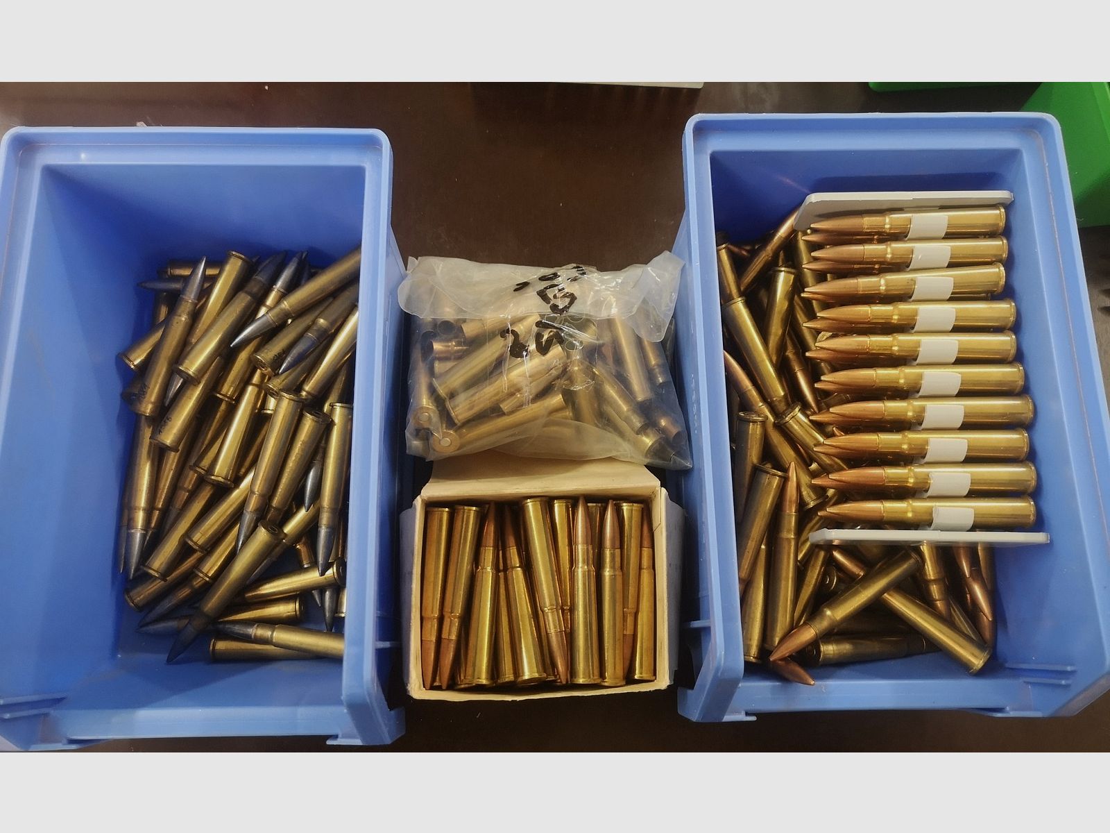 303 britannico 250 pezzi VMJ e 50 bossoli con innesco