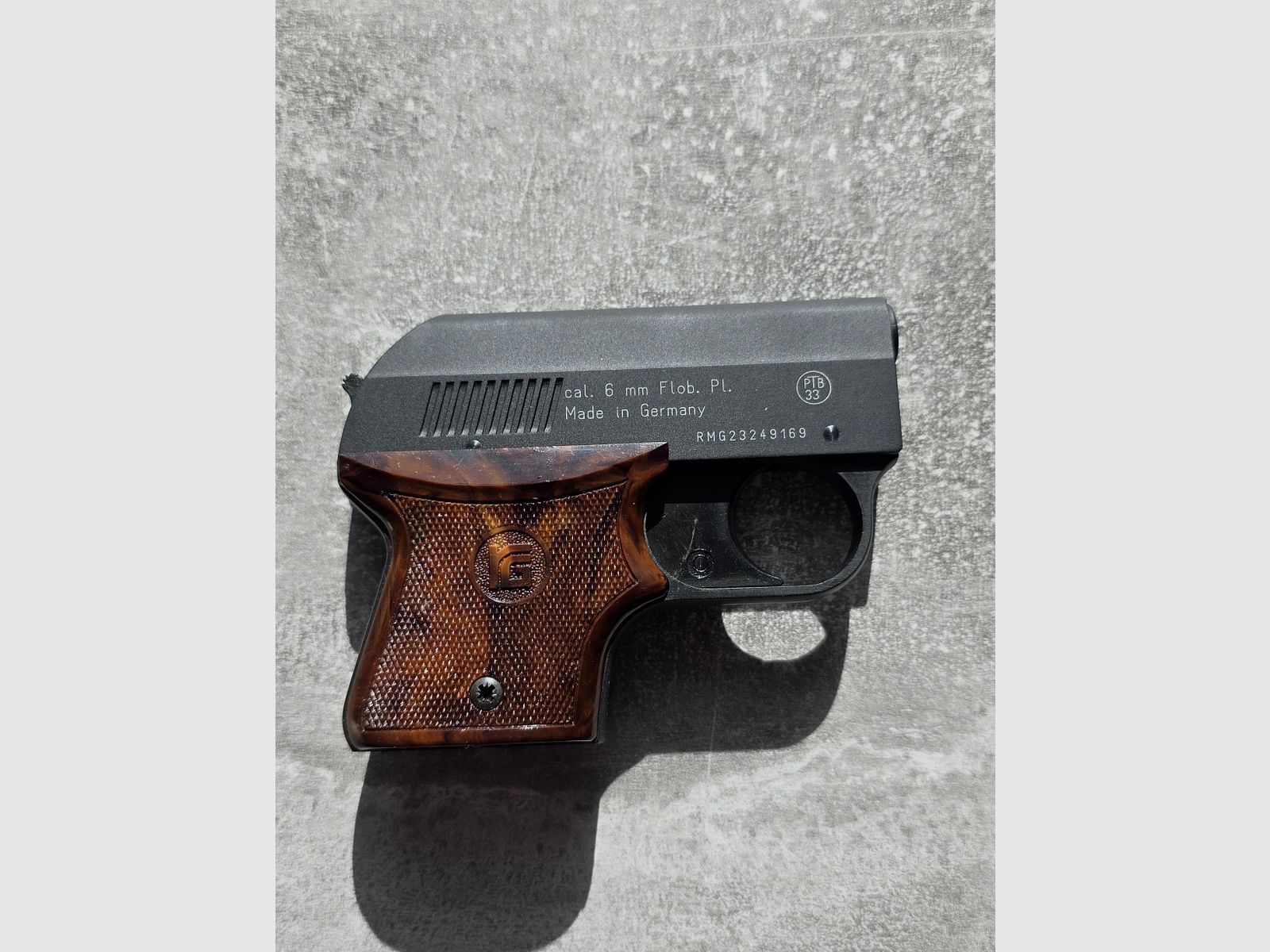 Röhm RG 3 blank firing pistol, image 2 of 3
