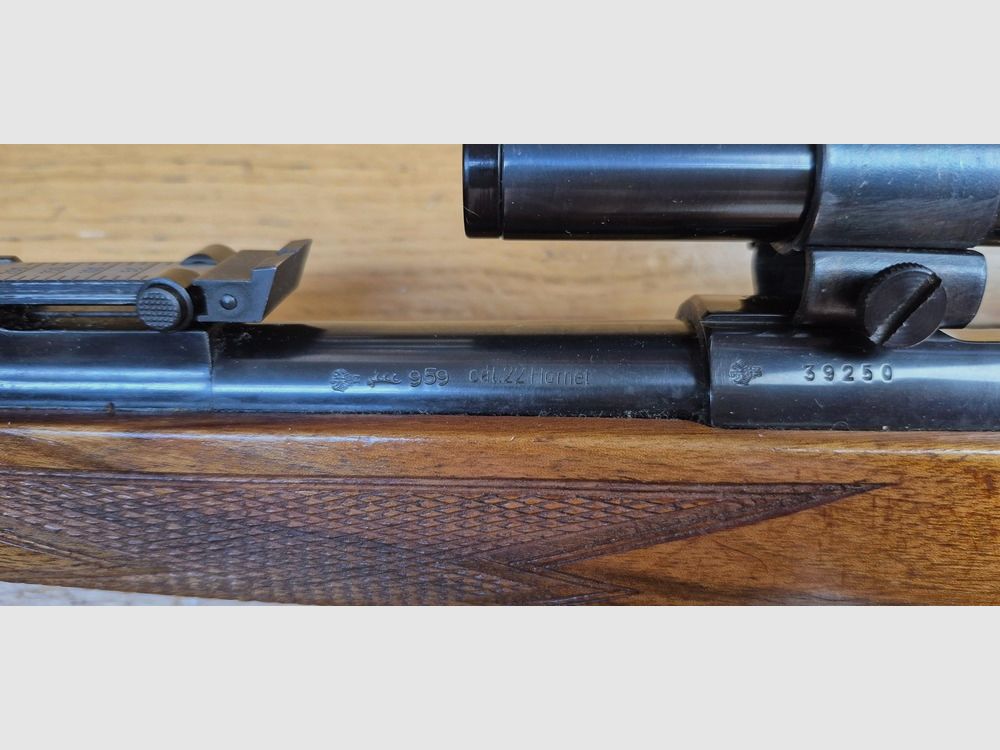 Wunderschöne Jagd- und Sportbüchse Walther KKJ – Kal. 22 Hornet – Stetcher-Abzug – Magazin 5 Schuss – Zielfernrohr Zielkar 4 mit Absehen Nr. 1 – Hohe Präzision – Waffe von 1959 – Sehr guter Zustand – TBE +, Bild 34 von 42